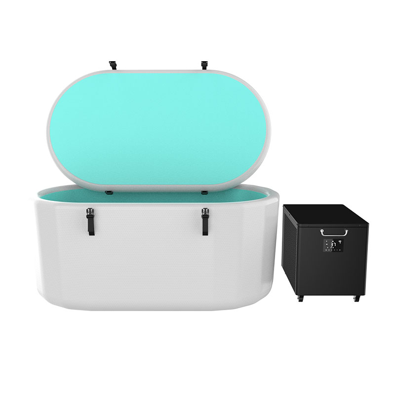 Grande piscina de banho de gelo para terapia a frio