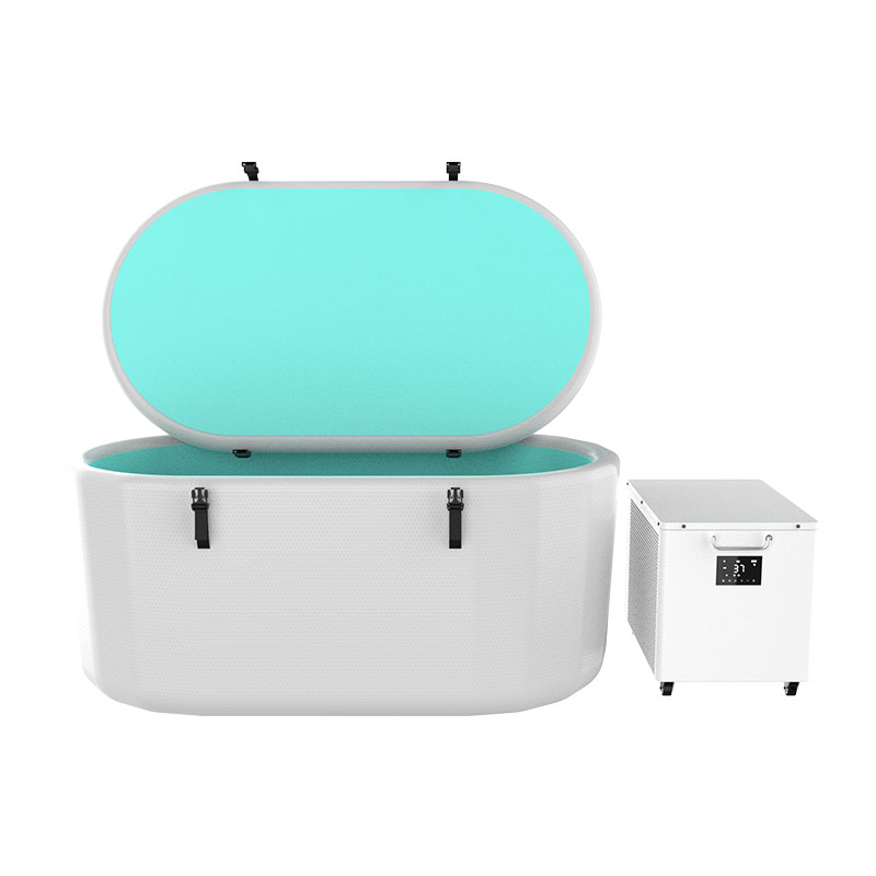 Grande piscina de banho de gelo para terapia a frio